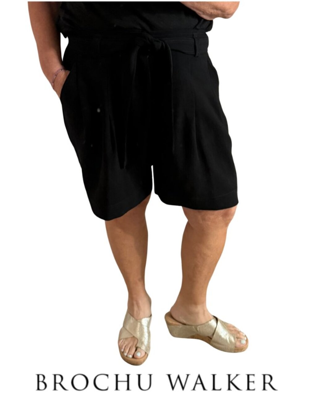 Fabulouse Brochu Walker Designer Verna Shorts with Belt black blend size L